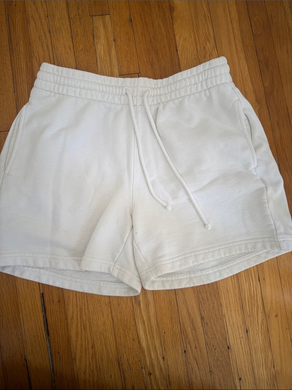Aritzia TNA -cozy boyfriend shorts
